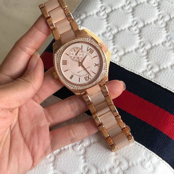 large face digital watch